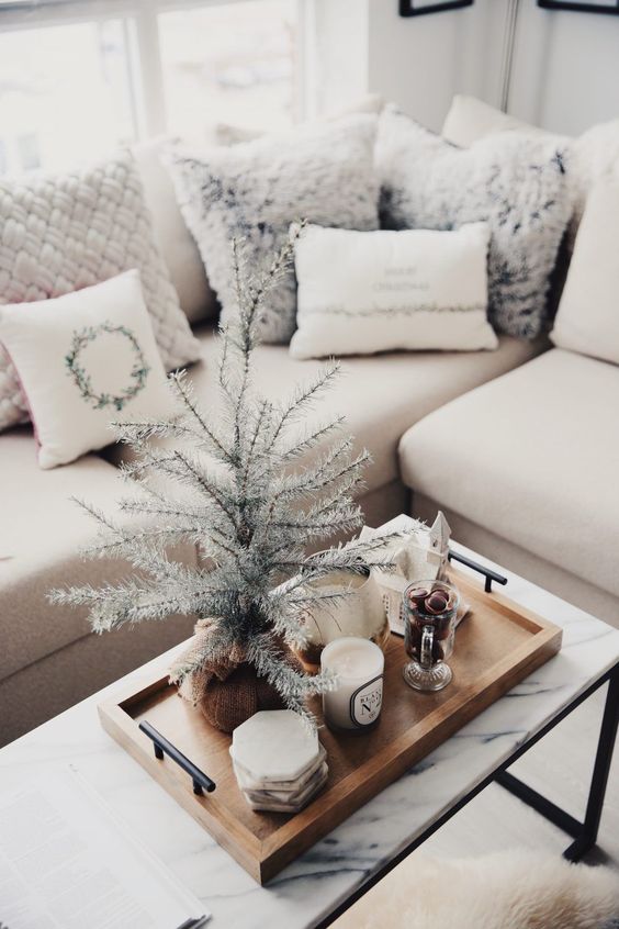 cute decor idea for small apartment